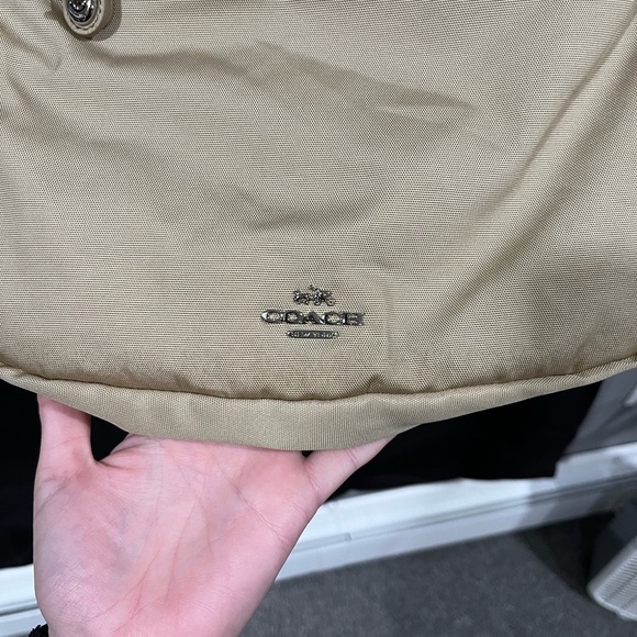 Coach Tan Shoulder Bag with Adjustable Strap - Picture 3 of 8